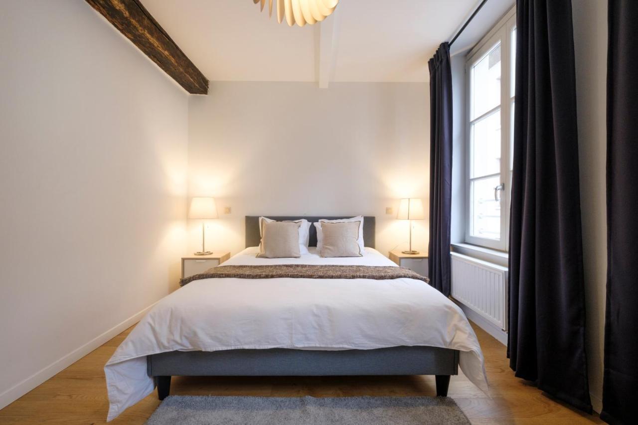 Ilot Sacre Apartment